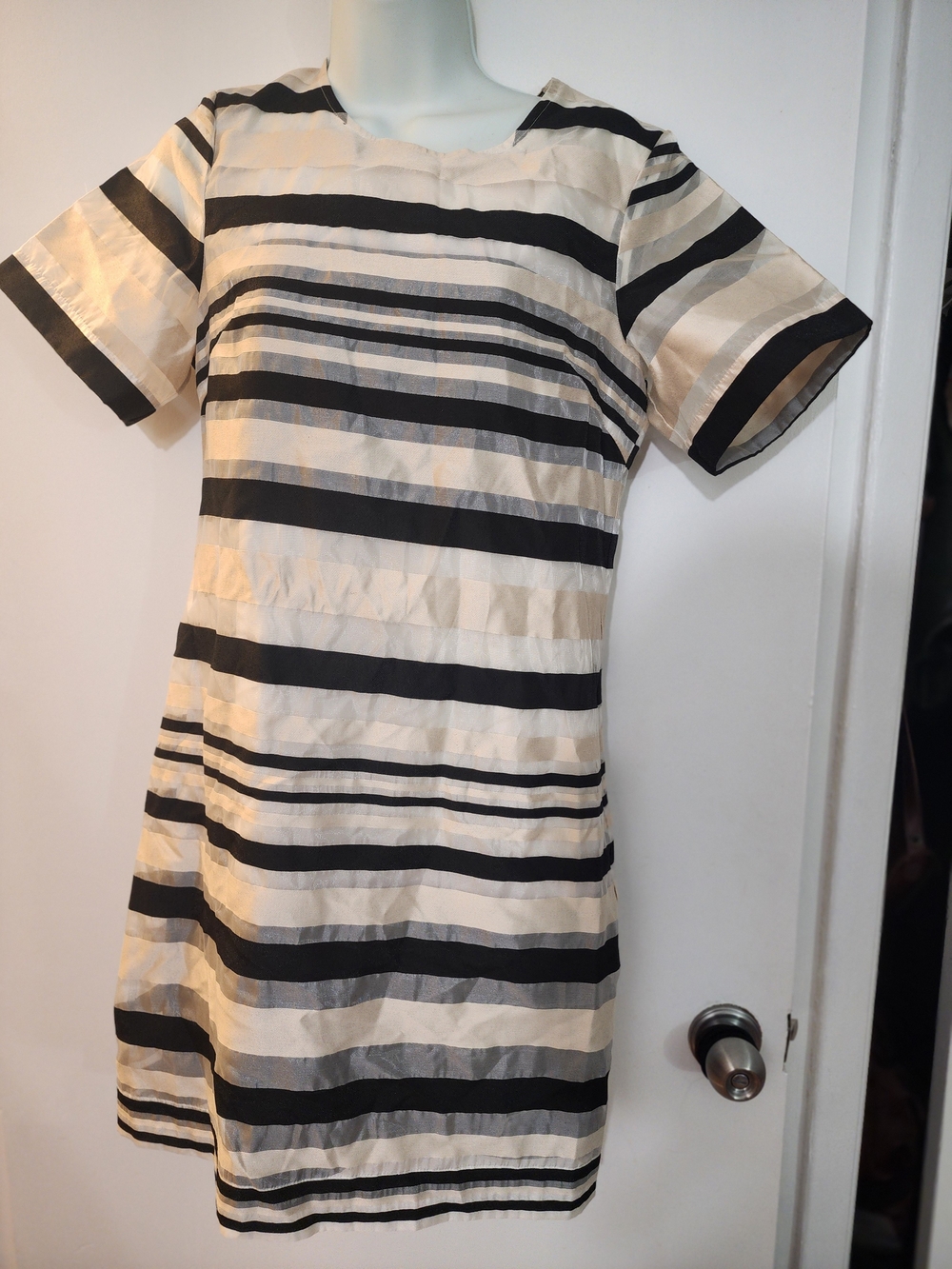 Felicity & Coco Black and Cream Striped Short Sleeve Shift Dress